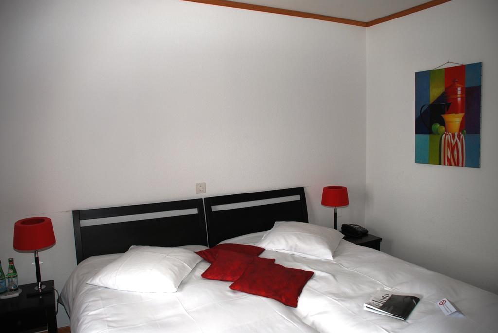 Hostellerie De Geneve Vevey Cameră foto